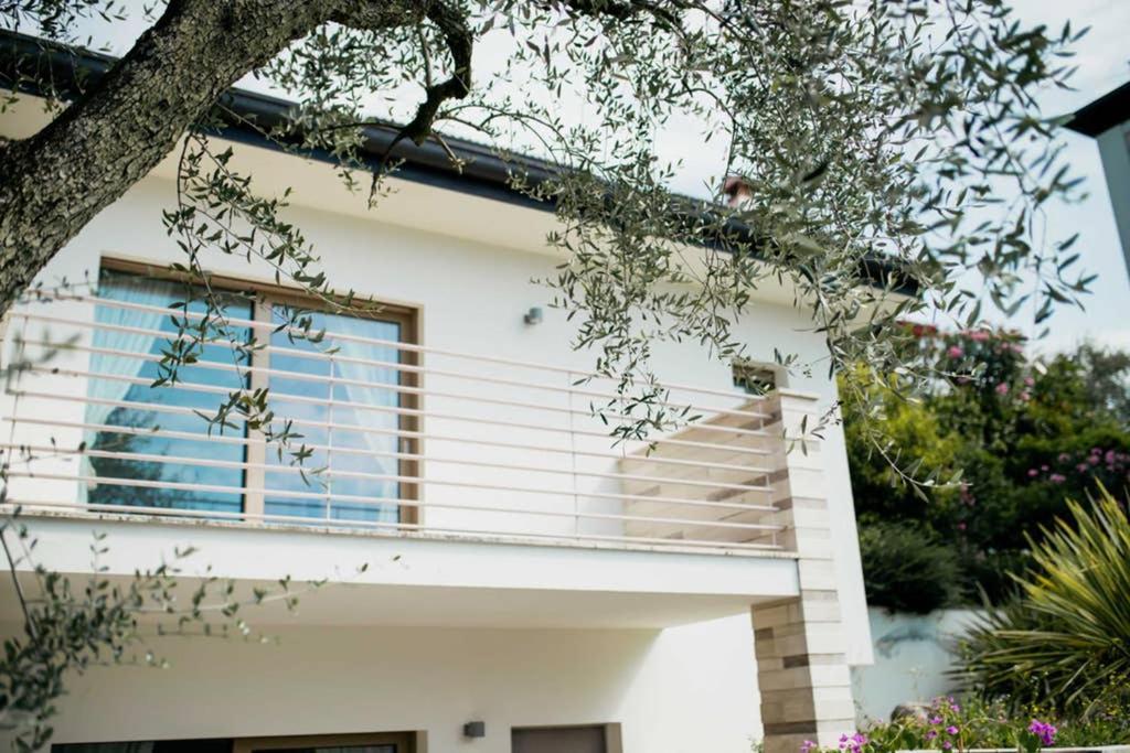 Casa Chiara Villa Gardone Riviera Exteriör bild